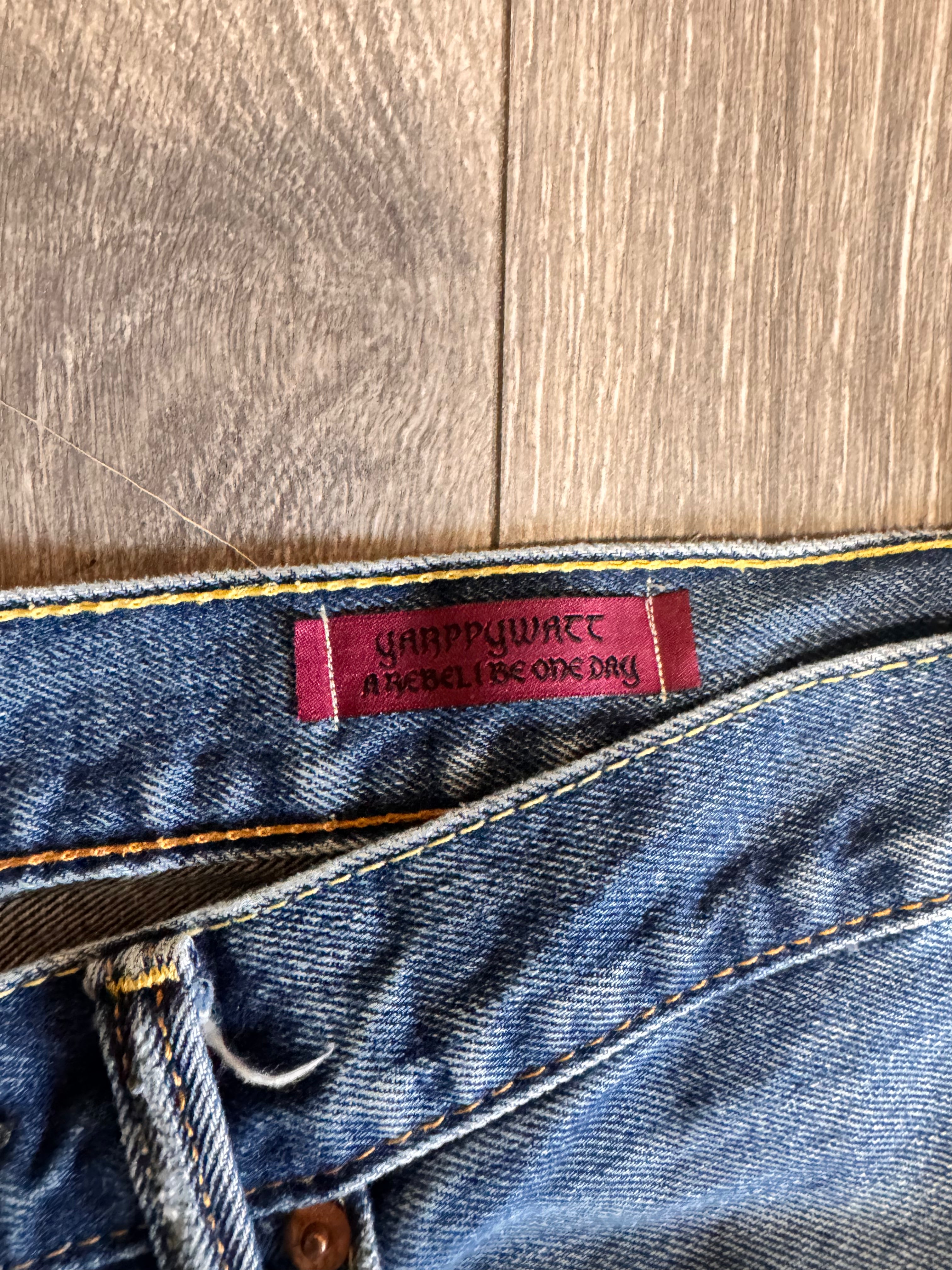 Split repair denim 34W 32L
