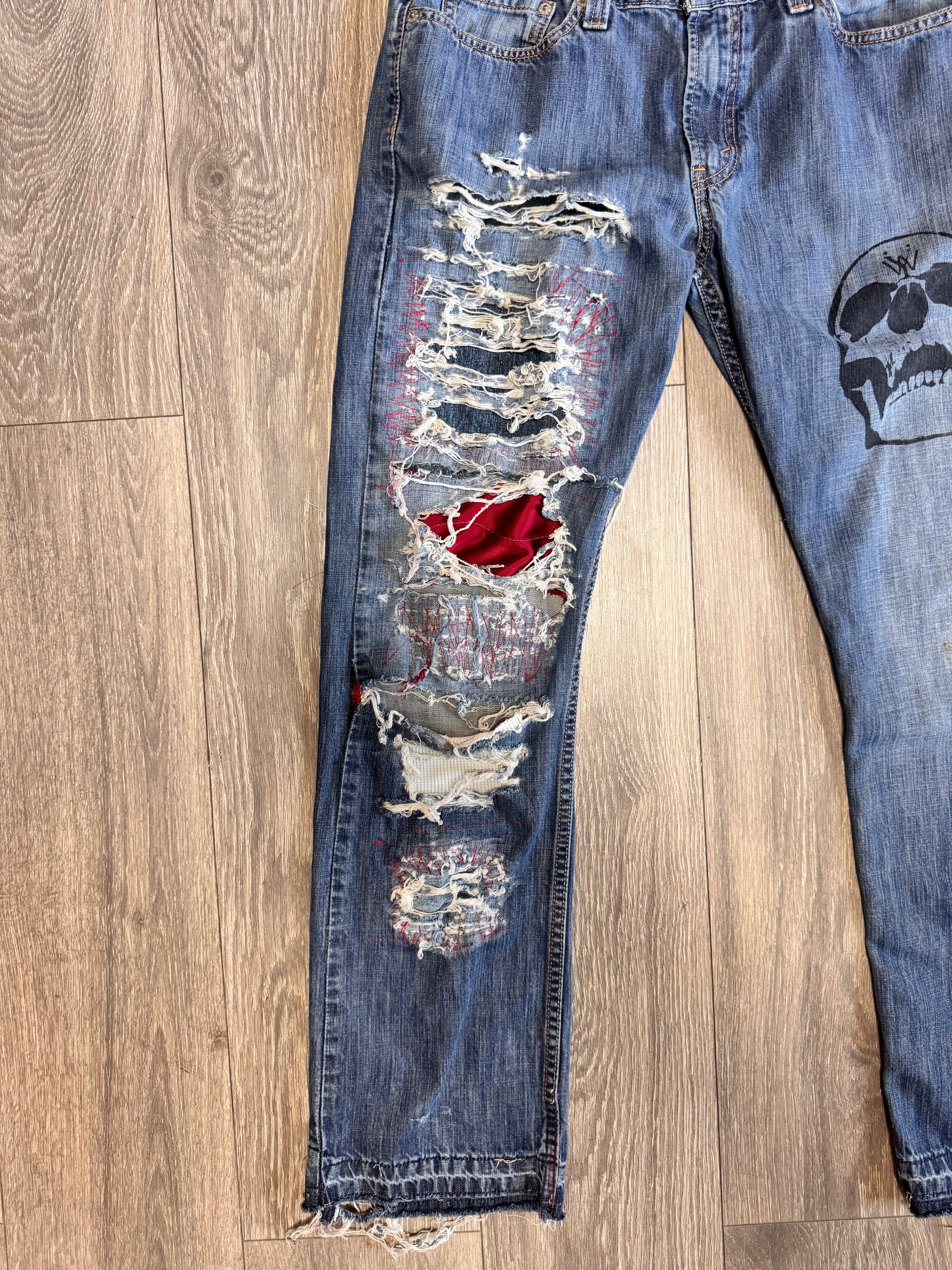 Split repair denim 32W 30L